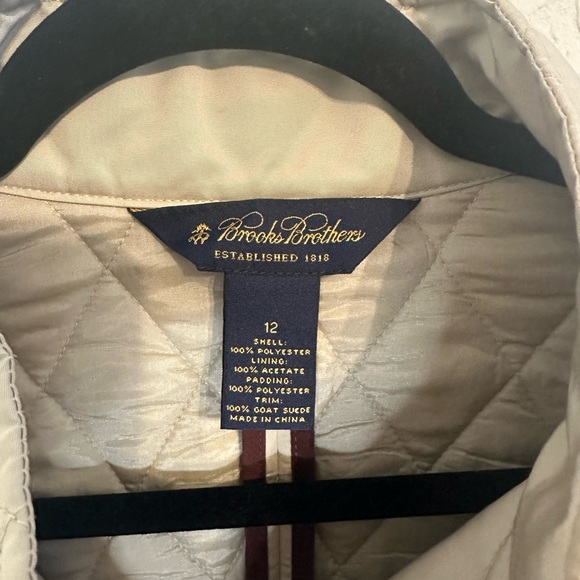Brooks Brothers Quilted Women’s Cream Puffer Jacket Size 12 - Picture 3 of 5